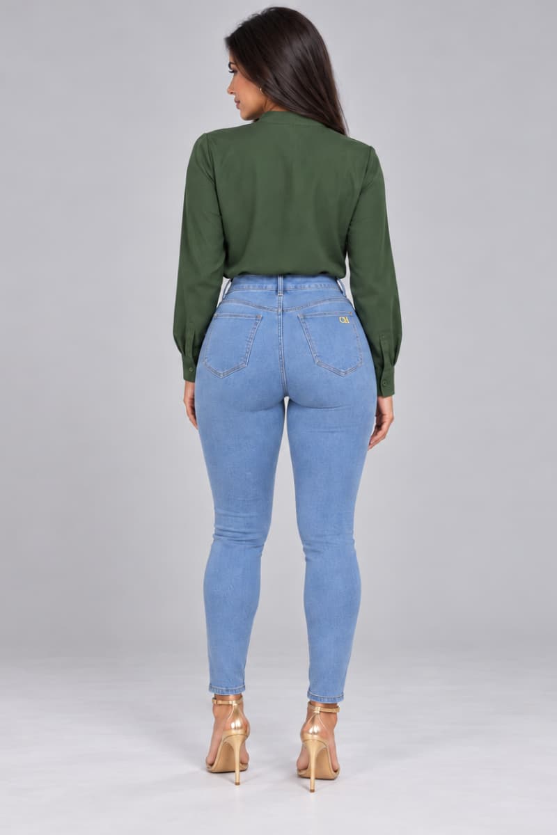 Calça Jeans Com Elastano Edição Limitada CH20